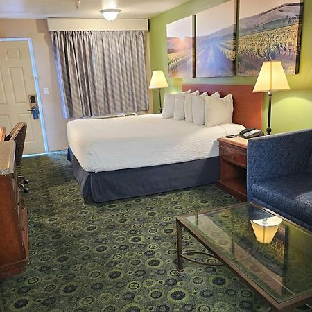 Days Inn By Wyndham Westley Ngoại thất bức ảnh