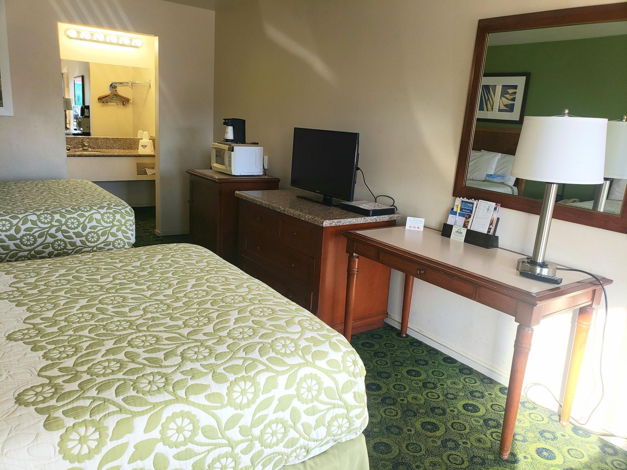 Days Inn By Wyndham Westley Ngoại thất bức ảnh